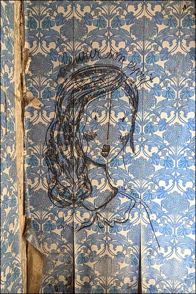 Portrait magnifique en urbex