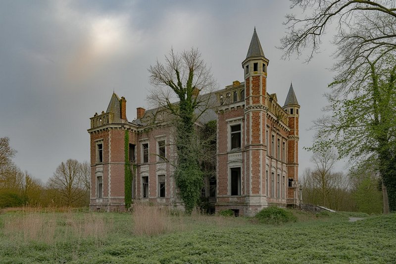 château abandonné