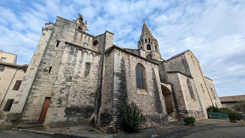 Bourg-Saint-And&eacute;ol
