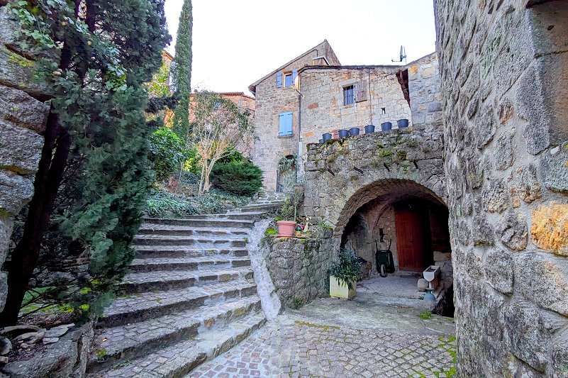 Montr&eacute;al Ard&egrave;che