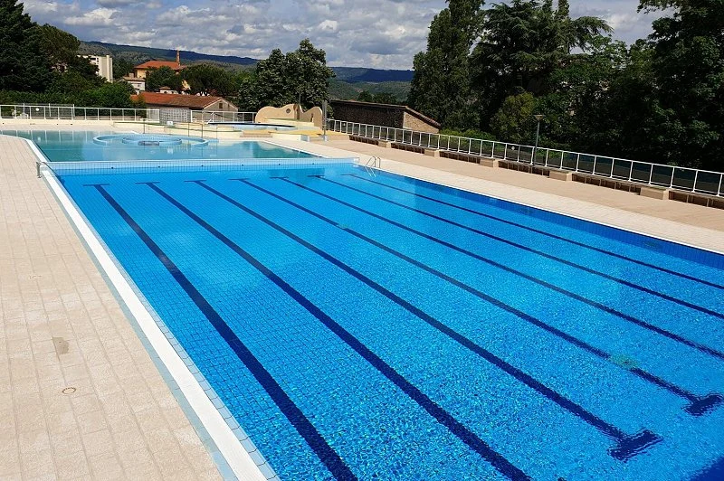 Piscine Aubenas